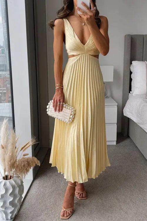 Elegancka plisowana sukienka na wesele